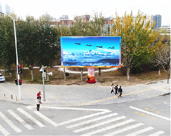 巴中户外大屏广告投放要点。